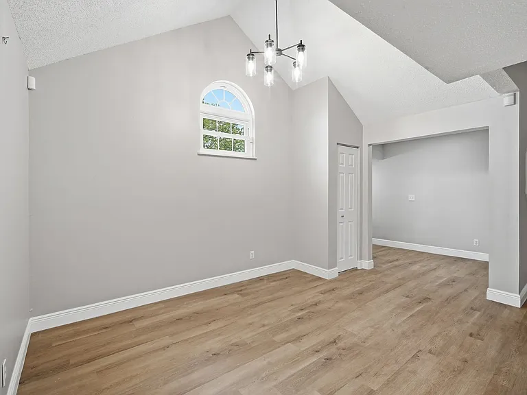 12287 Armenia Gables Cir — Photo 5