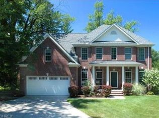 4348 Bradley Rd, Westlake, OH 44145