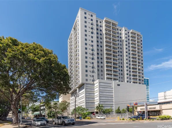 1315 Kalakaua Ave APT 2409, Honolulu, HI 96826