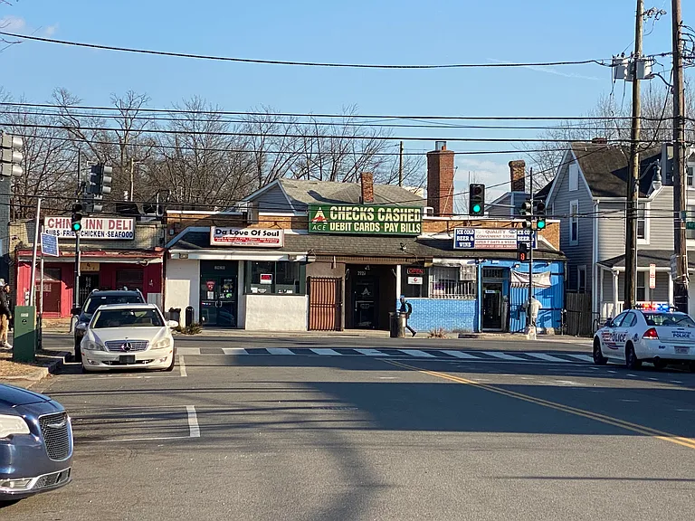 2920 Martin Luther King Jr Ave SE — Photo 1