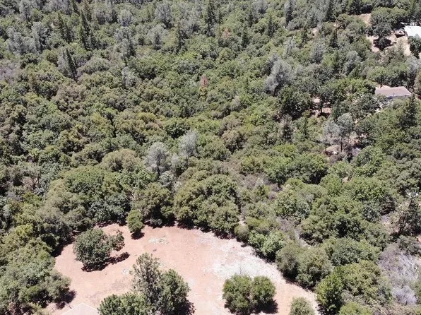 Bowman Rd, Pine Grove, CA 95665