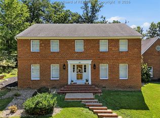65 Derby Ln, Huntington, WV 25705
