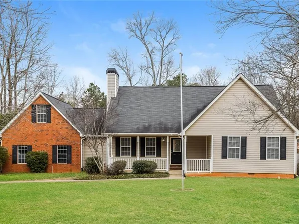 100 Rainwater Ct, McDonough, GA 30252