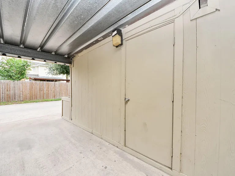 15534 Weldon Dr — Photo 43