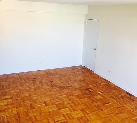 5th image of 225 Adams St APT 15J