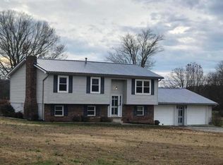 143 American Dr NE, Cleveland, TN 37323