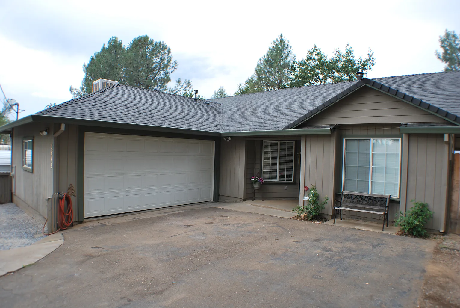 3649 Conchas St photo 1