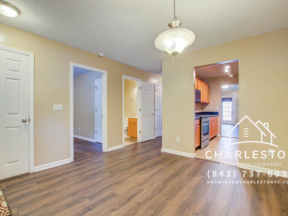 7875 Montview (5) WM_09072022