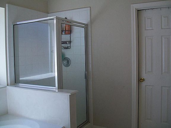 5th image of 3939 Camelia Glen Ln