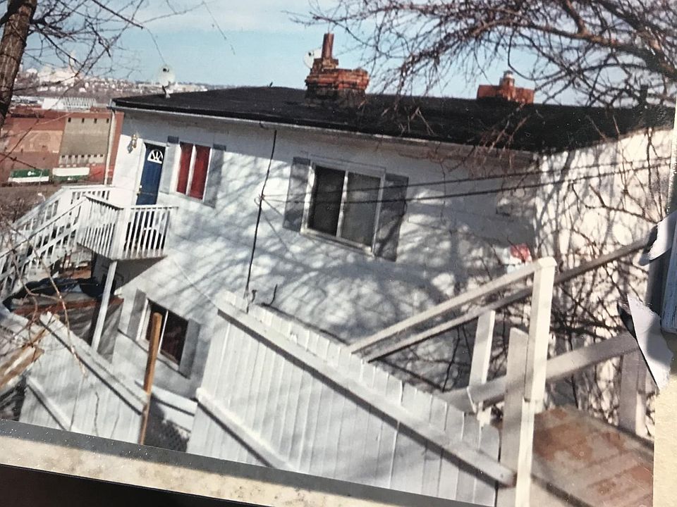 3br 2 bath unit with outstanding city viewer