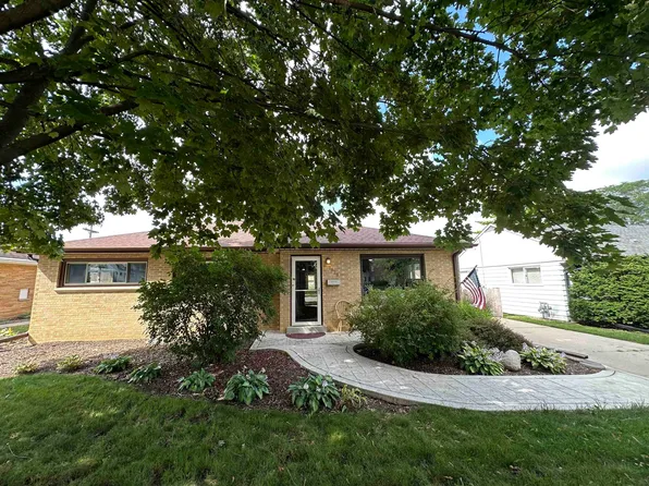 7928 W Oklahoma Ave, West Allis, WI 53219