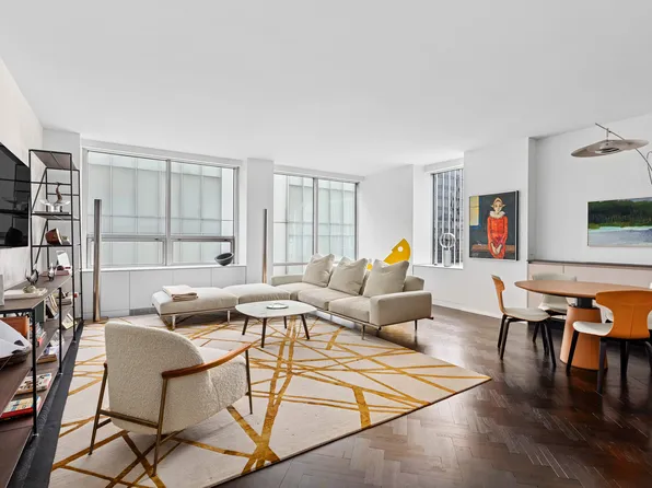 15 West 53rd Street image 1 of 14