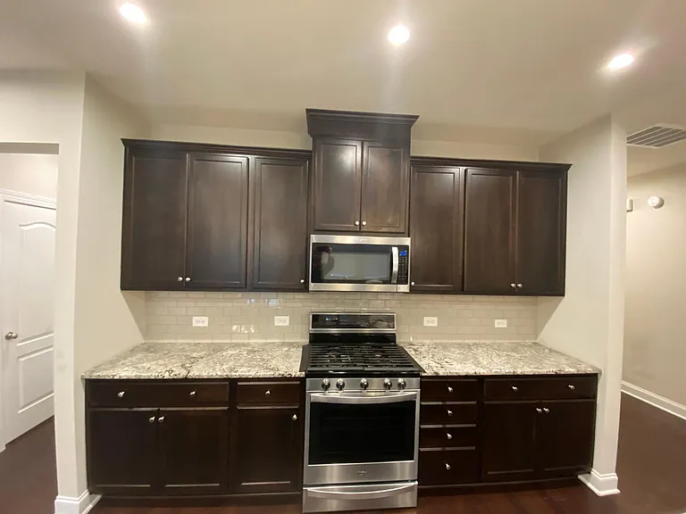 817 Rymark Ct — Photo 17