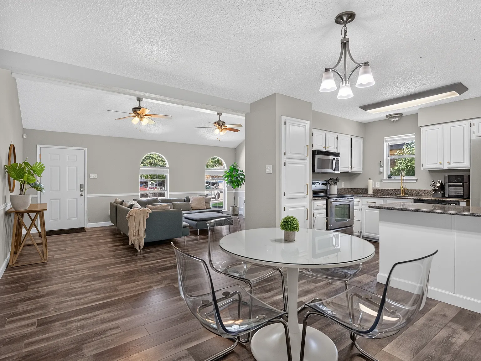 1200 Nicole Way — Photo 3