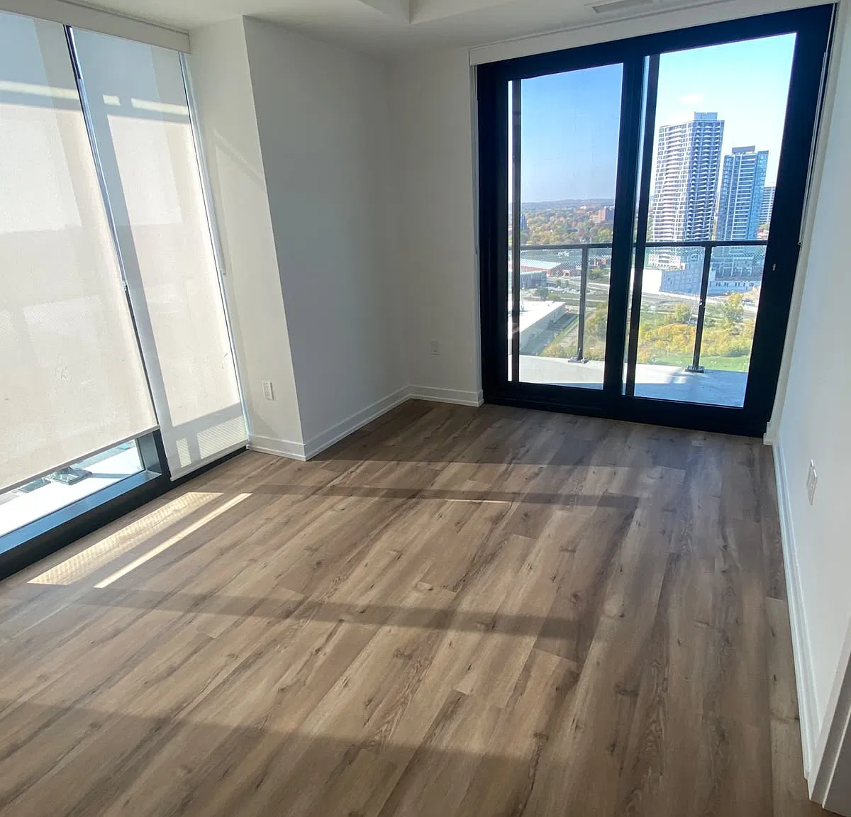 2 bed, 705 sqft, $1,999 — Photo 1