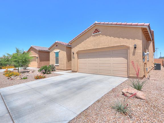 2nd image of 194 N Agua Fria Ln