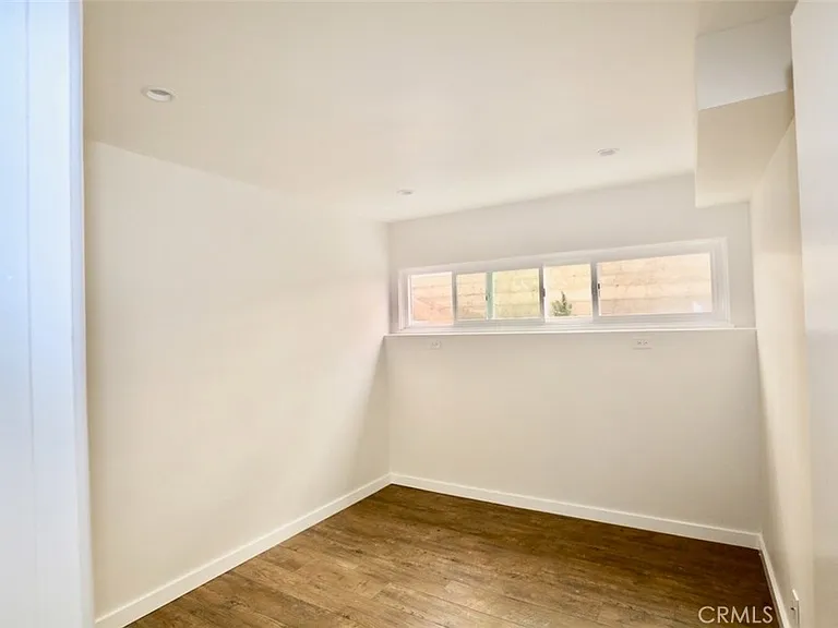 180 Cliff Dr — Photo 7