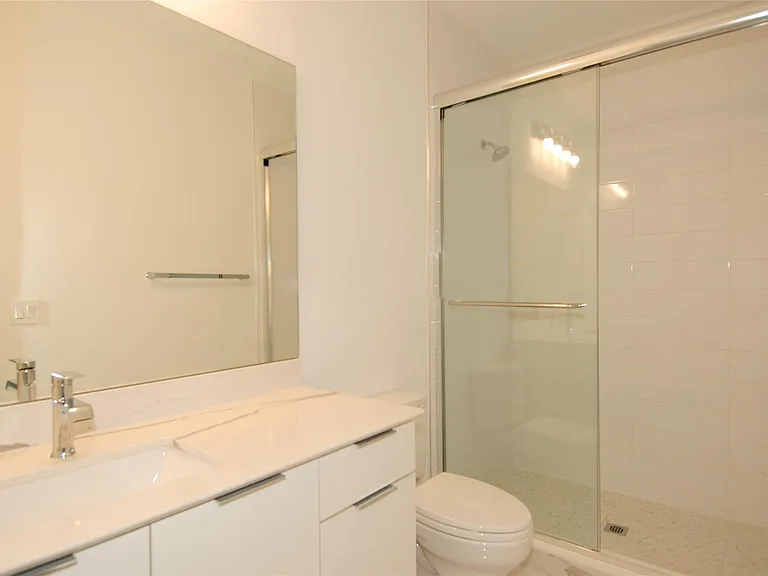1435 SW 23rd St — Photo 22