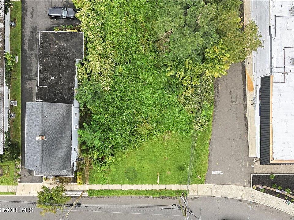 1st image of 66 Main Street