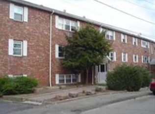 71 Station St #4B, Quincy, MA 02169