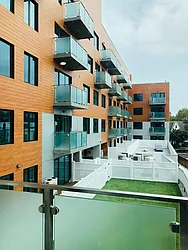 Sold by SunAmerica Realty Group Inc (DO NOT USE)