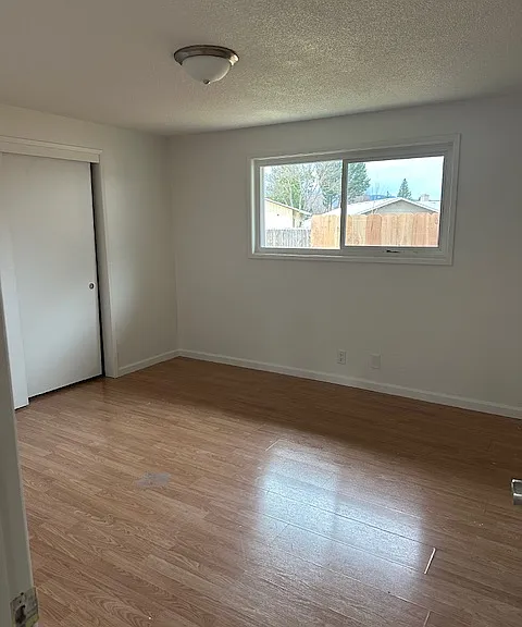 1733 Crater Lake Ave — Photo 5