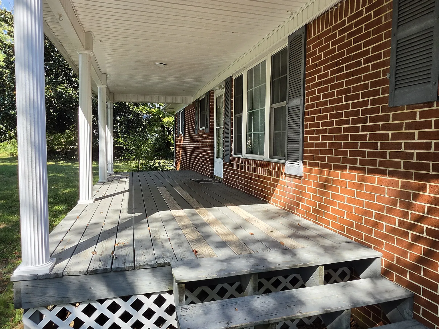 3 bed, 1488 sqft, $1,800 — Photo 2