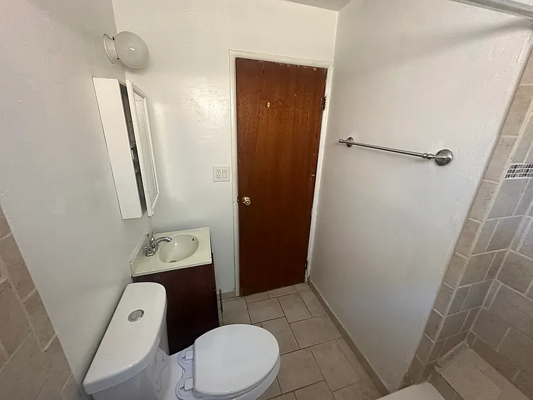 3320 King St #B — Photo 18