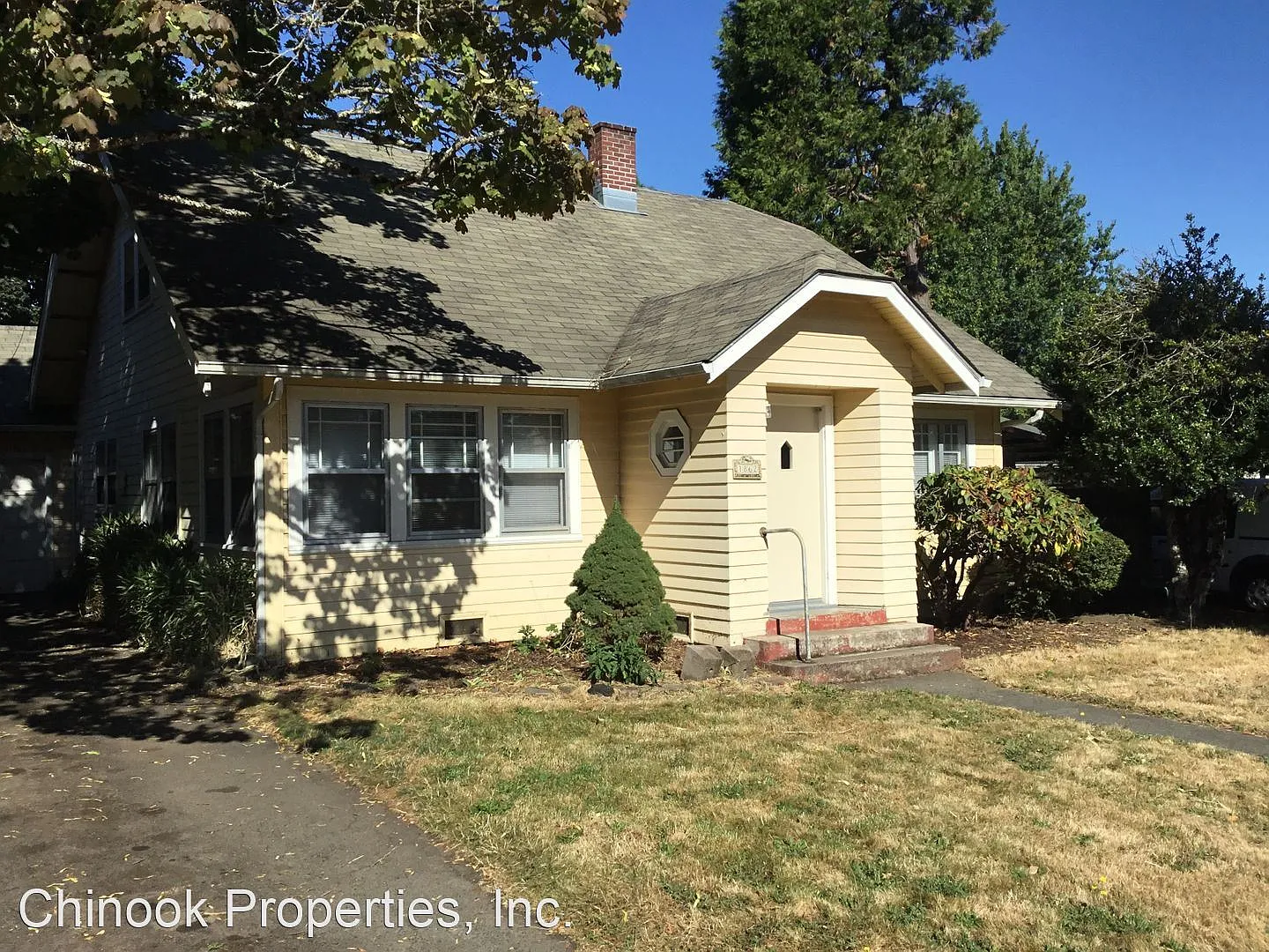 1862 Jefferson St photo 1