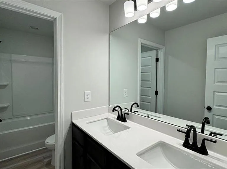 3762 Dover Run Ln — Photo 16