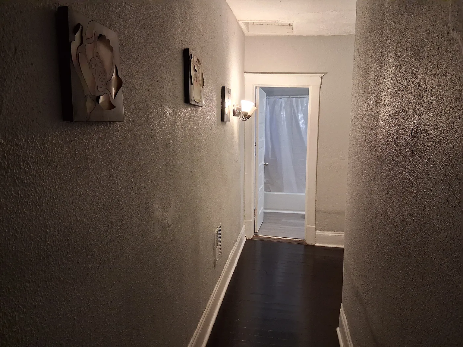 5 bed, 1750 sqft, $1,000 — Photo 4
