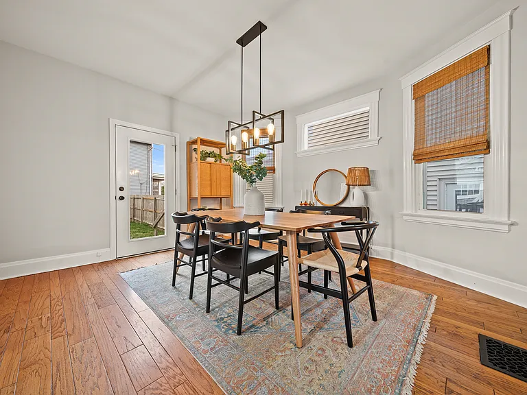 2844 Minot Ave — Photo 7