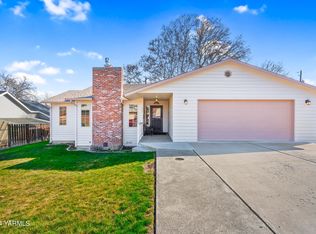 305 N 37th Ave, Yakima, WA