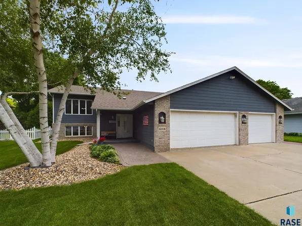4104 E Shenandoah Trl, Sioux Falls, SD 57103