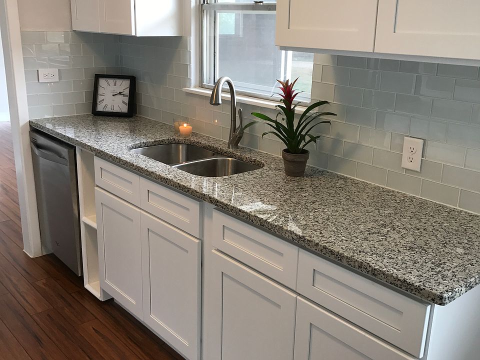 1st image of 4343 Diamondhead Dr