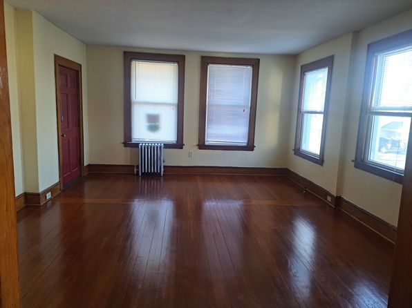 73 Birdsey St