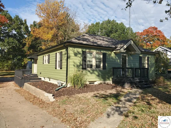 503 N Price Ln, Clinton, MO 64735