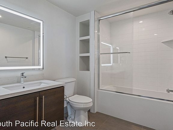5th image of 10625 W Tabor St #505