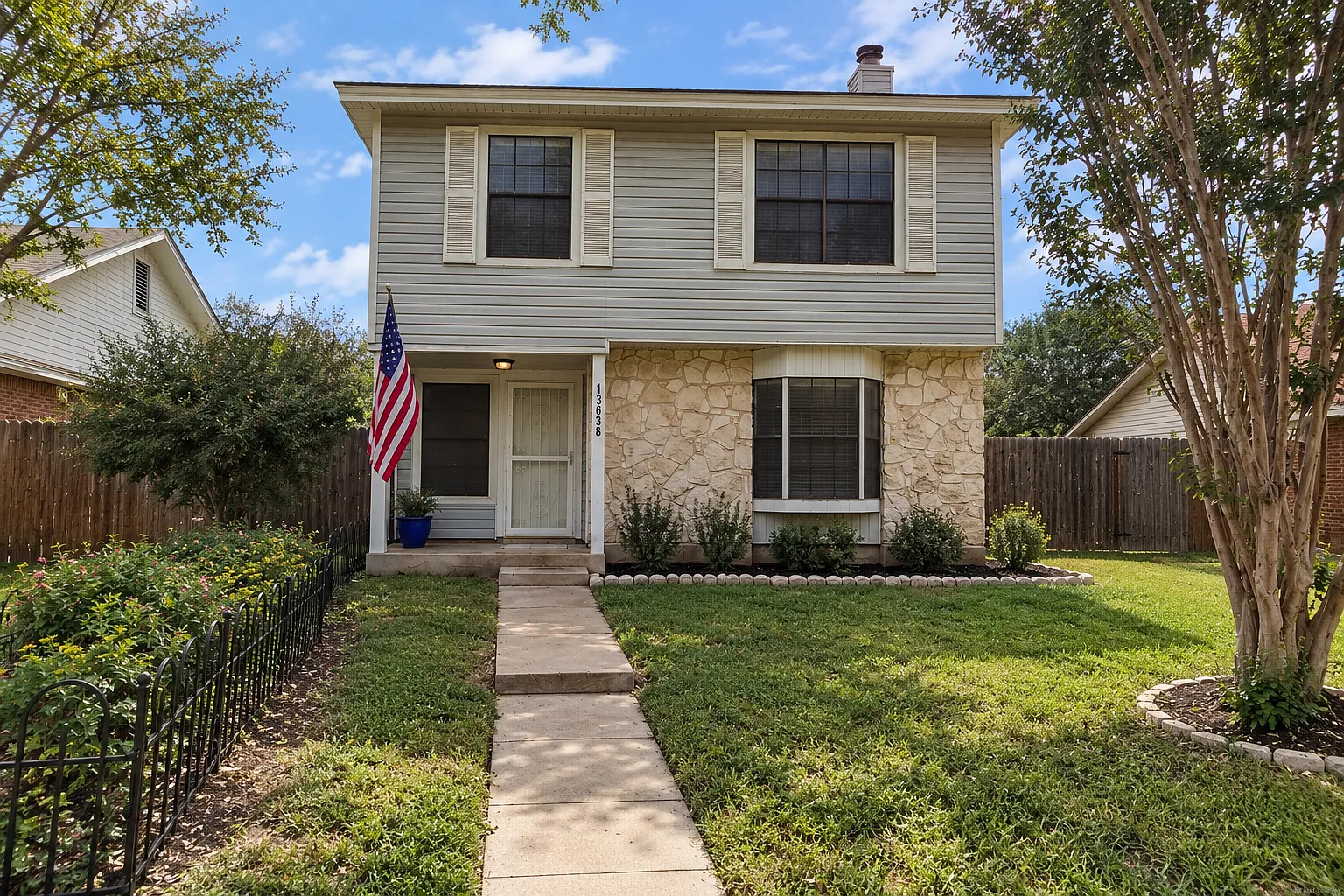 3 bed, 2.5 bath, 1280 sqft, $1,795 — Photo 1