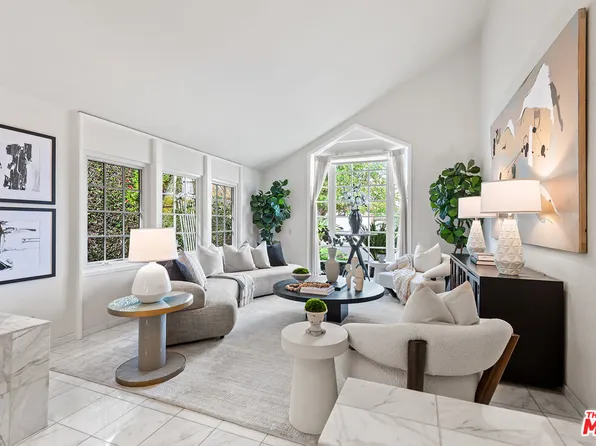 7538 W 81st St, Playa Del Rey, CA 90293