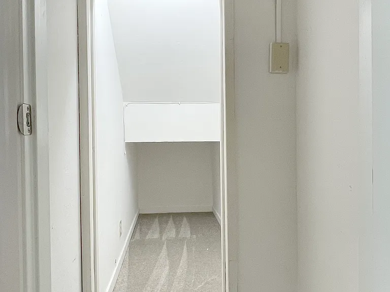 933 Sunlite Dr — Photo 15