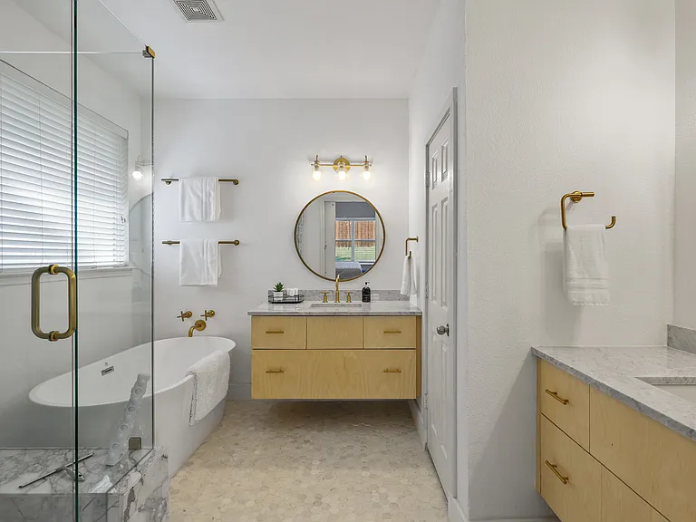 9704 Hedge Bell Dr — Photo 15