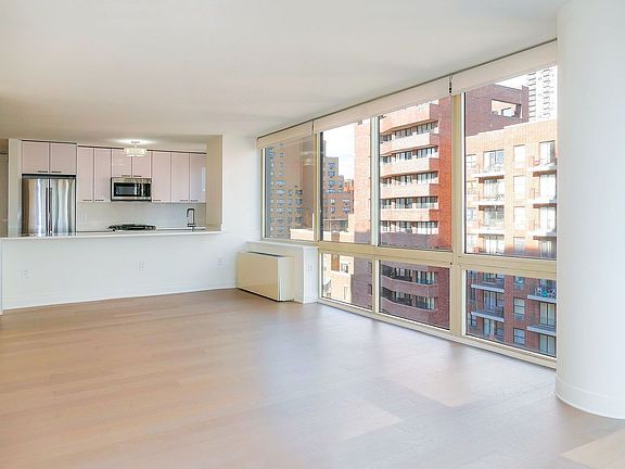 3rd image of 240 E 86th St APT 20H