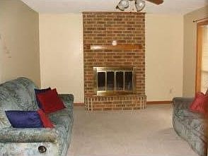 2nd image of 5910 Squires Ln