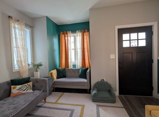 22 Abbott St, Lowell, MA 01852