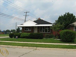 1st image of 578 Pagel Ave