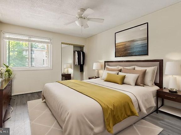 5th image of 7105 Donnell Pl #D