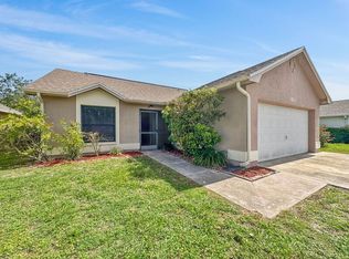 1823 Tarah Trace Dr, Brandon, FL 33510