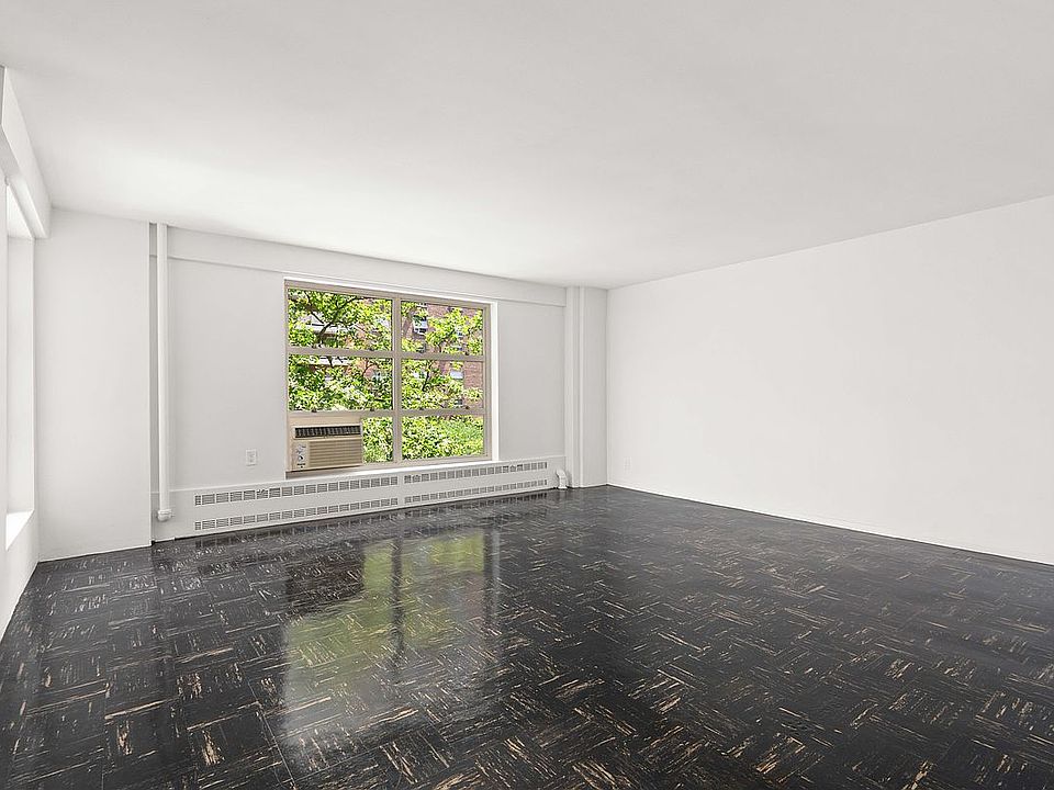 1st image of 80 La Salle St APT 6D