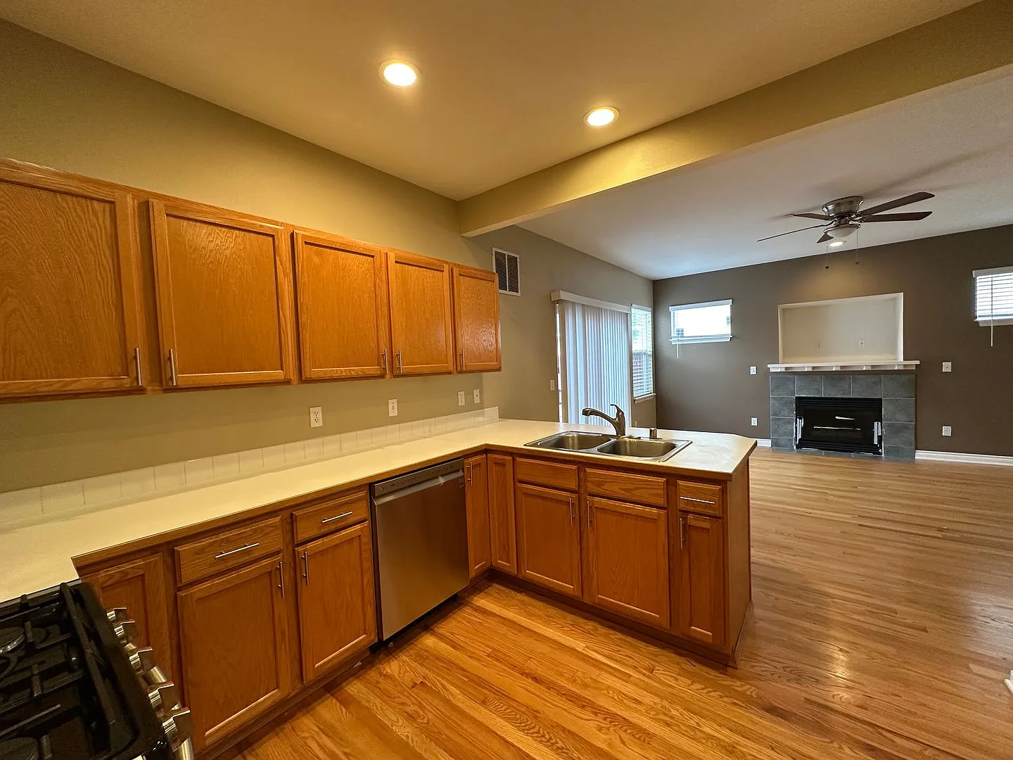 2061 Palisade Boulevard — Photo 3